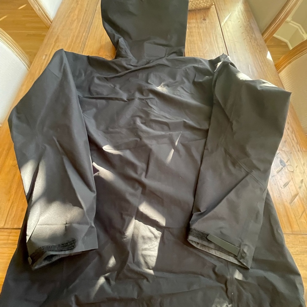 ARCTERYX GORETEX SHELL MENS XXL BLACK NEW WATERPROOF BEAUTIFUL JACKET EXTREME - Picture 3 of 7